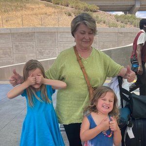 Meet your Posher, Paula